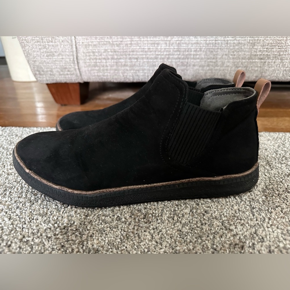 Women’s Dr Scholl’s “See Me” Black Suede Chelsea Ankle Boots - size 10